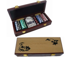 Покерный набор в деревянном сундучке на 100 фишек